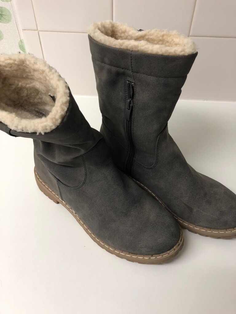 ladies fur lined boots size 7